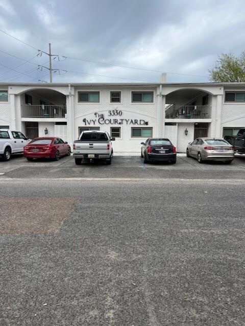 2 Bedroom Private & Laundry