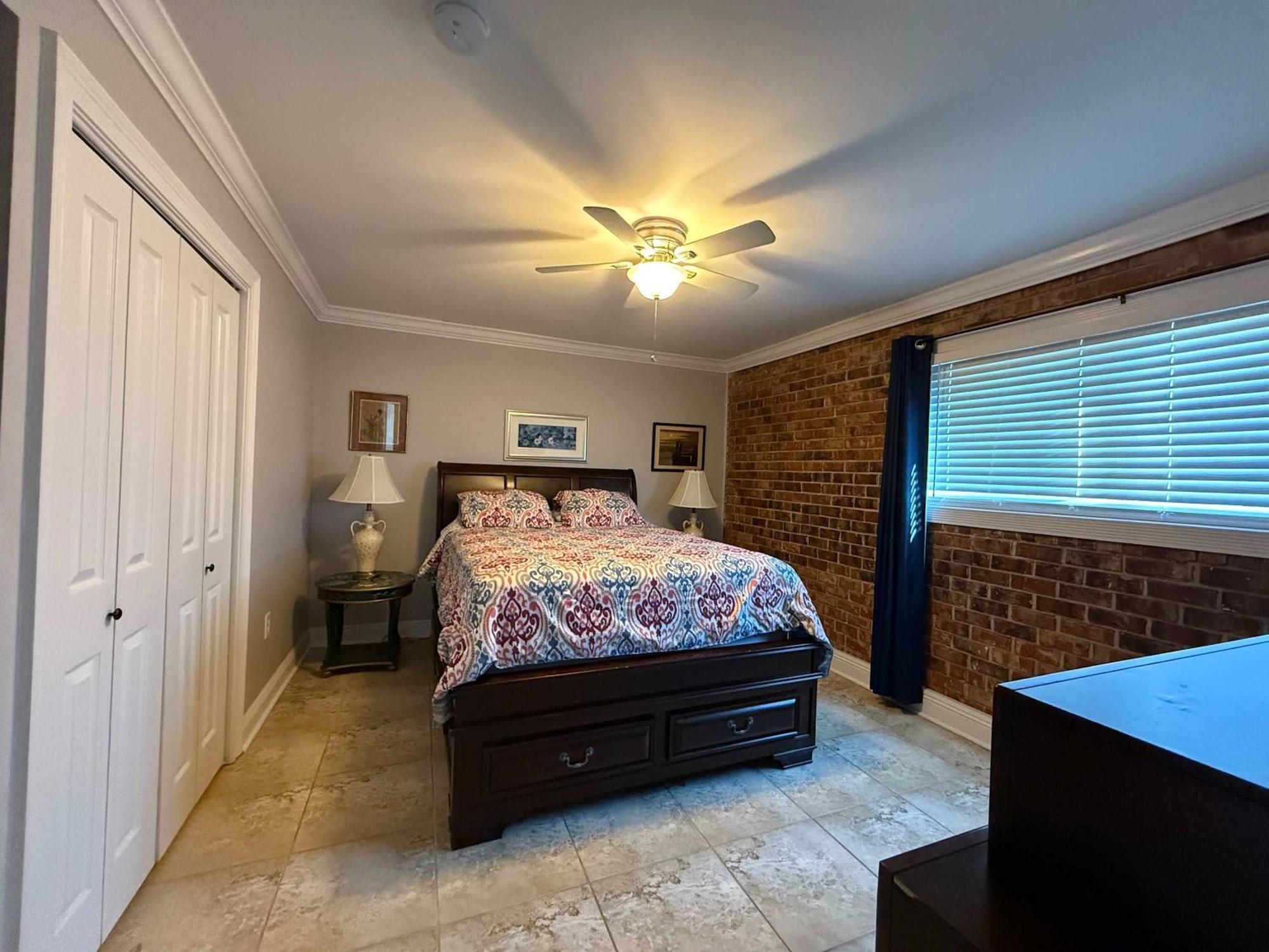 2 Bedroom Private & Laundry Apartment Baton Rouge